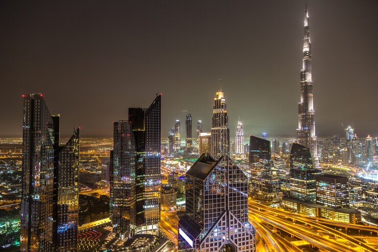 Explore Dubai's top 10 investment hotspots for 2024